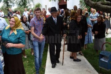 Veteran de război din Mihoveni, sărbătorit la un secol de viață