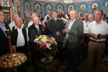 Veteran de război din Mihoveni, sărbătorit la un secol de viață