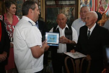 Veteran de război din Mihoveni, sărbătorit la un secol de viață