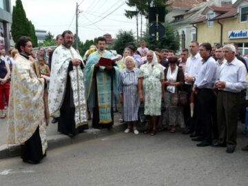 Sute de credincioși, la procesiunea de Sfântul Ilie