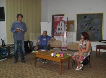 Ilinca Ioana Rusu și-a lansat volumul de poeme „Cuvinte pe spatele tău”