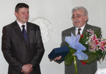 Dascălii Neculai Sturzu și Virginia Stino, cetățeni de onoare ai municipiului Fălticeni