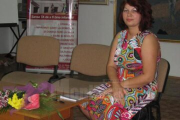 Ilinca Ioana Rusu și-a lansat volumul de poeme „Cuvinte pe spatele tău”