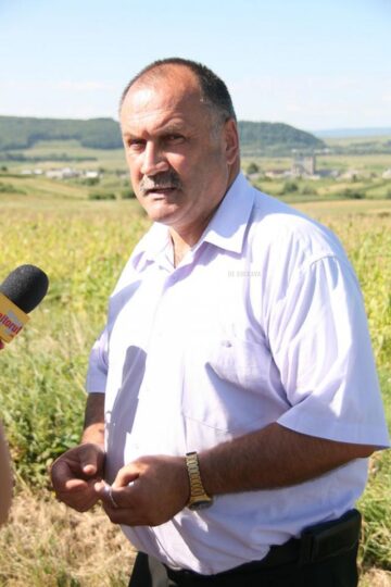 Primarul Gheorghe Scipor și fiica sa, care s-a aflat la volan