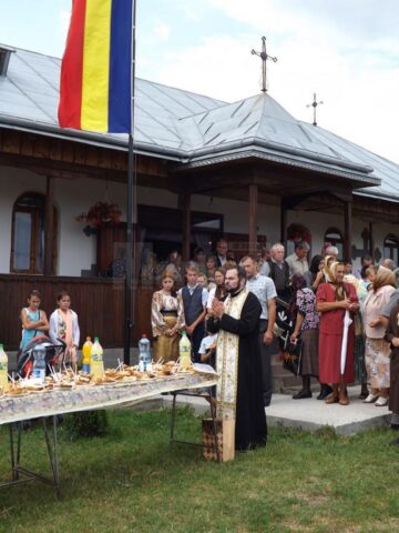 Sute de credincioși, prezenți la Hramul Bisericii din Dărmănești II