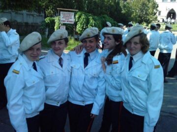 O elevă din Suceava a intrat prima la Academia Tehnică Militară București