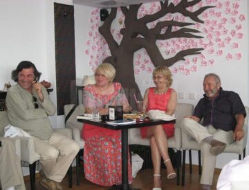 Lansări de carte la Cafenea & Ceainărie Sakura