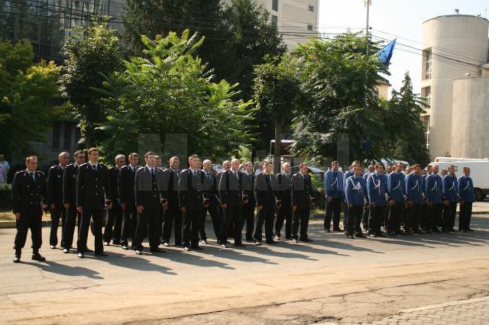 militari prezenți la Ziua Imnului