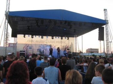 La eveniment au participat mii de suceveni dornici de distracție