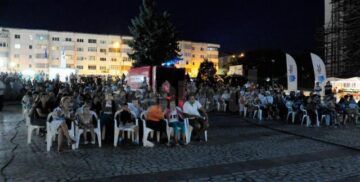 Timp de două zile, Caravana TIFF s-a aflat în Piața „Nada Florilor” din Fălticeni