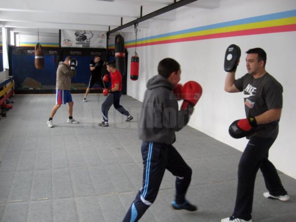 După antrenamente intense la sala din Suceava este timpul ca boxerii suceveni să culeagă și ceva rezultate