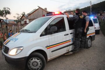 Doua echipaje de intervenție rapidă de la Serviciul de Acțiuni Speciale au intervenit la fața locului