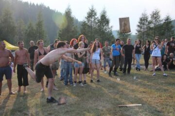 Aproape 150 de bikeri din România, Austria și Italia s-au reunit la finele săptămânii trecute la Sucevița