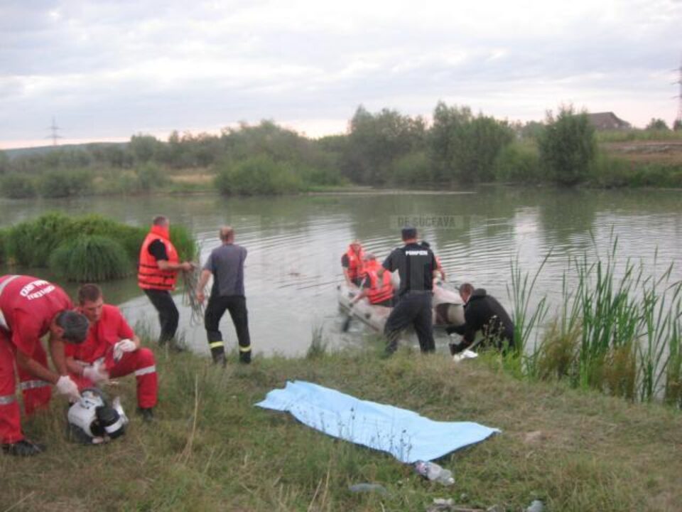 Trupurile celor doi au fost recuperate de scafandri
