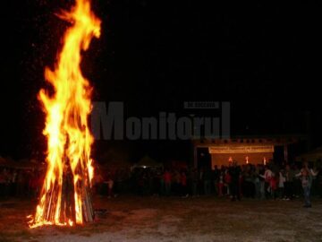 Festivalul Național al Păstrăvului s-a desfășurat în comuna-muzeu Ciocănești