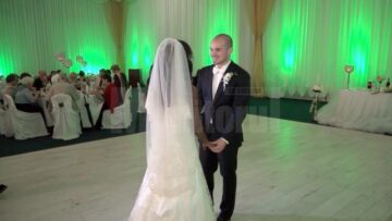 Nepotul interpretului Alexandru Dumbravă s-a căsătorit cu o tânără din Rwanda
