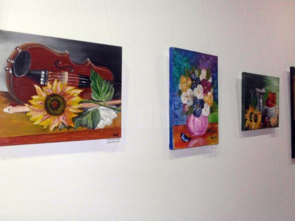 Cei mai talentați elevi ai cercului de pictură al Palatului Copiilor Suceava și-au expus creațiile