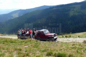 Festivalul Național al Păstrăvului s-a desfășurat în comuna-muzeu Ciocănești