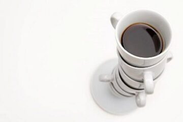 Consumul a mai mult de patru cești de cafea pe zi crește riscul de deces prematur cu 56%