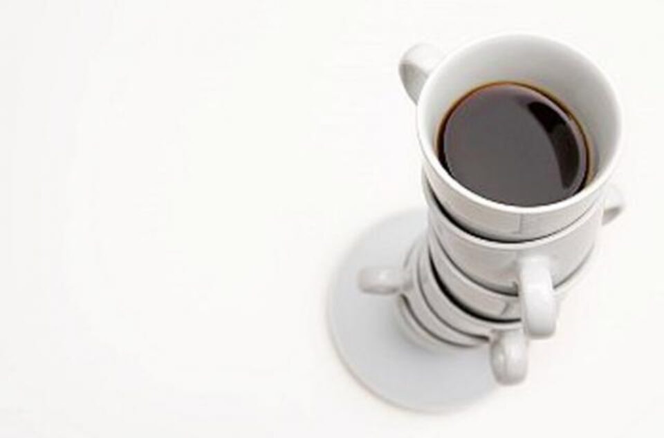 Consumul a mai mult de patru cești de cafea pe zi crește riscul de deces prematur cu 56% Consumul a mai mult de patru cești de cafea pe zi crește riscul de deces prematur cu 56%