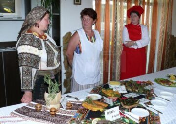 Festivalul Național al Păstrăvului s-a desfășurat în comuna-muzeu Ciocănești