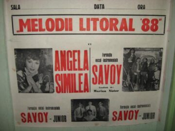 Afișele spectacolelor de dinainte de 1989