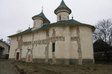 Biserica de la Ilișești, monument istoric, unică în Moldova, în pericol iminent de prăbușire