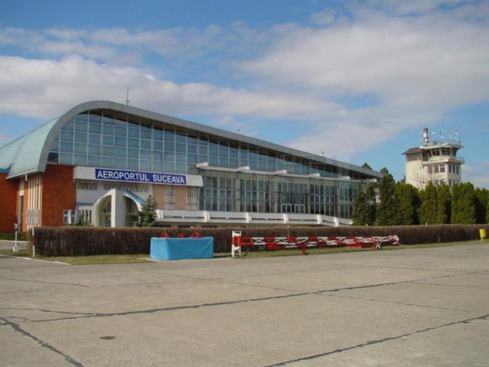 Cursele Tarom Suceava-București vor opera în continuare de pe Aeroportul „Ștefan cel Mare” din Salcea Cursele Tarom Suceava-București vor opera în continuare de pe Aeroportul „Ștefan cel Mare” din Salcea