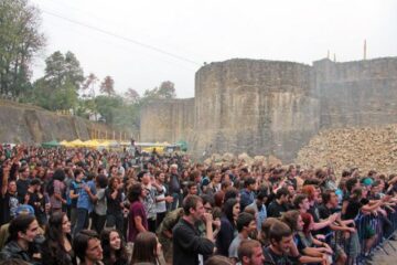 Peste 5.700 de participanți la Festivalul Internațional Bucovina Rock Castle