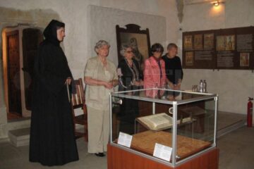 Lansare de carte și expoziție de miniaturi și icoane