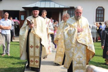 Zeci de credincioși au participat la hramul Bisericii Sfântul Simion din Suceava