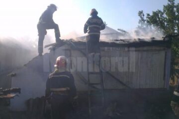 Două bătrâne, surori, au provocat o explozie urmată de incendiu, în timp ce încercau să monteze o butelie