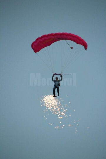 Mitingul aviatic Air Show 2013, un adevărat spectacol aerian