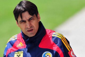Pițurcă spune că jucătorii echipei naționale sunt sub o presiune „formidabilă”