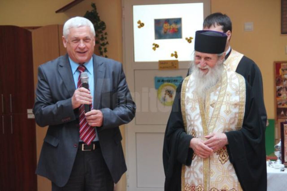 Șeful ISJ Suceava, Gheorghe Lazar, împreună cu IPS Pimen, Arhiepiscopul Sucevei și Rădăuților