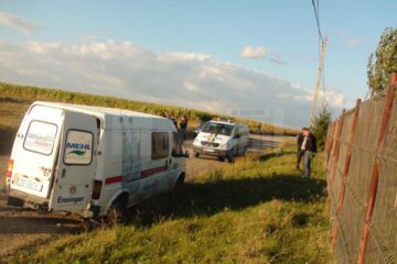 În autoutilitară era burdușită cu baxuri cu țigarete de contrabandă, în total peste 25.000 de pachete