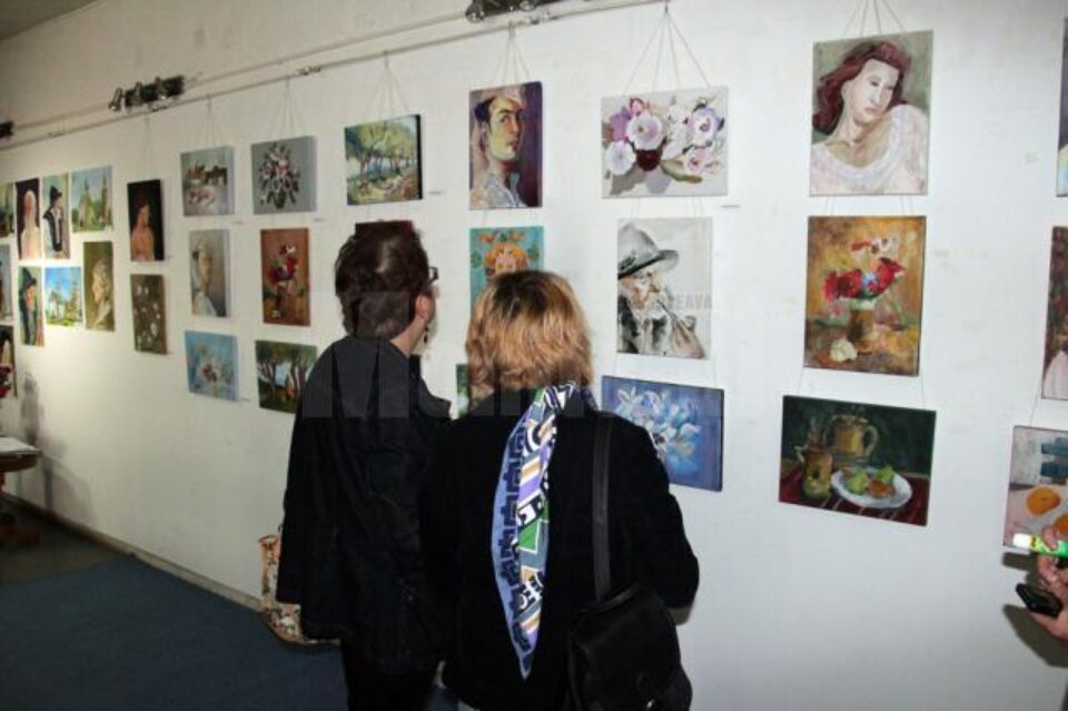 Vernisajul Expoziției - concurs „Din secretele maeștrilor - lumină și culoare”
