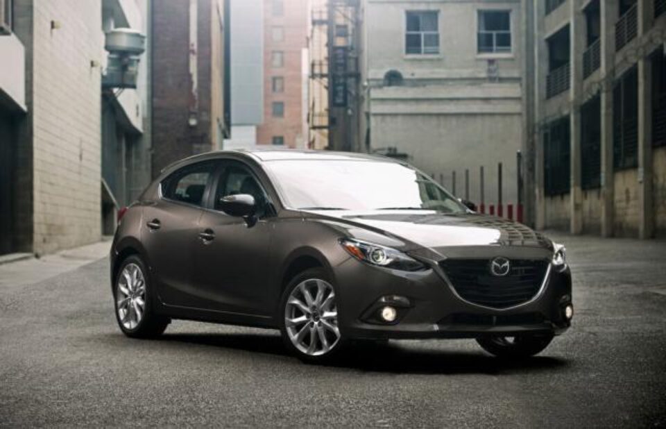 Noua Mazda 3 pornește de la 14.990 euro cu TVA