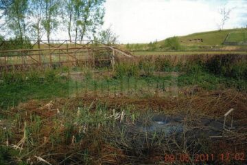 Sera care a fost distrusă în timpul lucrărilor de regularizare a pârâului Ruda din Dornești