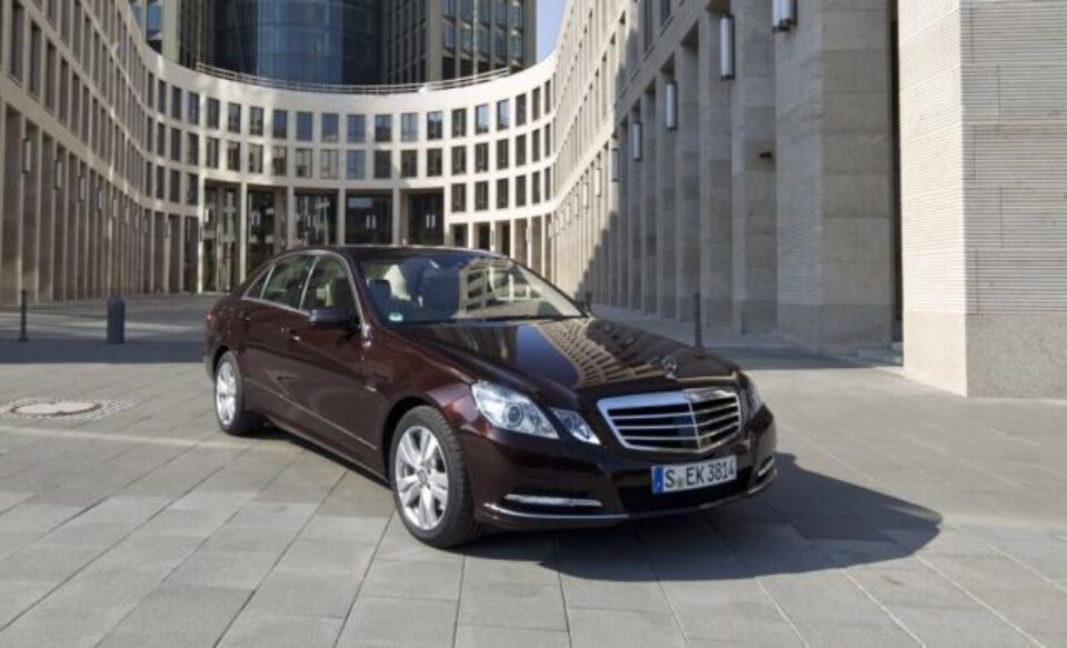 Mercedes va utiliza materiale ultraușoare pentru E-Klasse