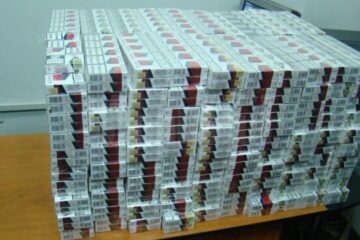 Țigări de contrabandă găsite în bagaje