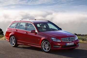 Mercedes C-Klasse are peste zece milioane de clienți