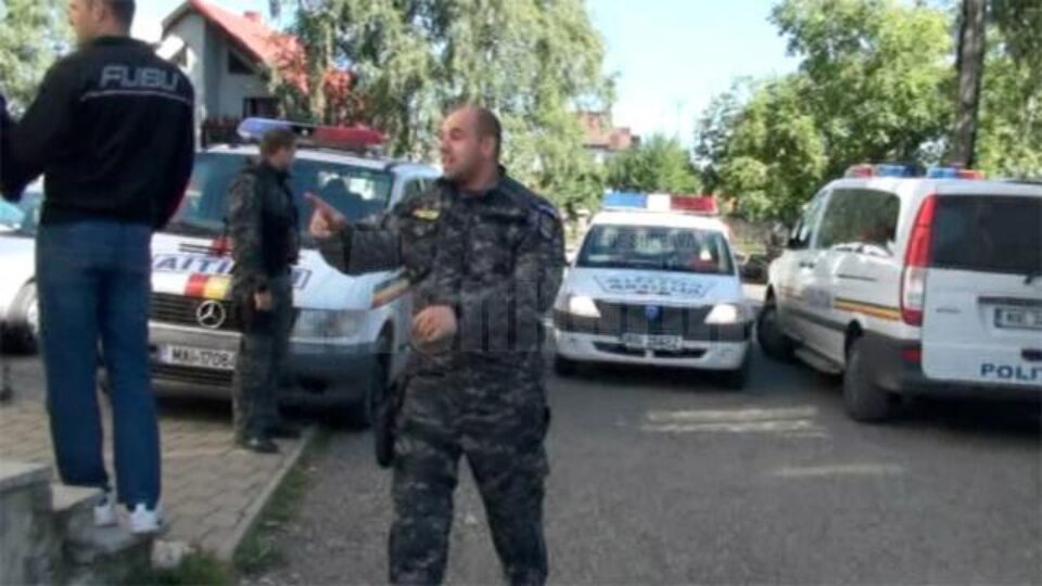 Zeci de polițiști au fost mobilizați sâmbătă la Vicovu de Sus