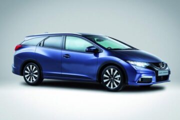 Honda introduce modelul de familie Civic Tourer