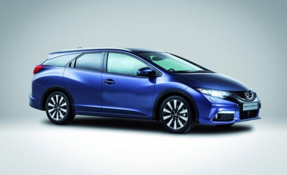 Honda introduce modelul de familie Civic Tourer