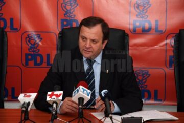 Gheorghe Flutur: „USL trebuie să-și asume nereușita, prin demiterea responsabililor de proasta pregătire a noului an școlar”