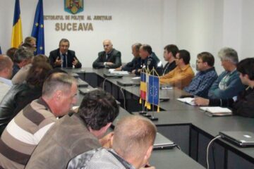 La sediul IPJ Suceava, sub conducerea prefectului județului și a reprezentanților poliției și jandarmeriei, a avut loc o întâlnire cu reprezentanții a 23 de firme de pază