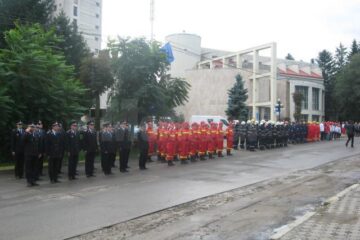 Ziua Pompierilor, ceremonial restrâns în semn de doliu față de nenorcirea de la Galați