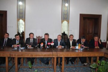 Mai mulți lideri importanți ai PNL Suceava susțin candidatura lui Marius Ursaciuc