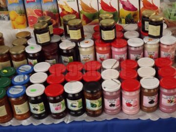 Delicioase produse tradiționale și o mie de porții gratuite de fasole cu afumătură, la Târgul Alimenta Tradițional